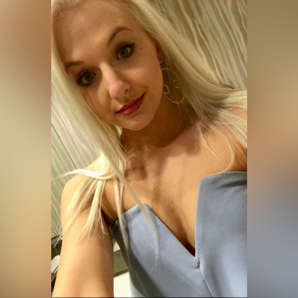 Meet your Posher, Leah